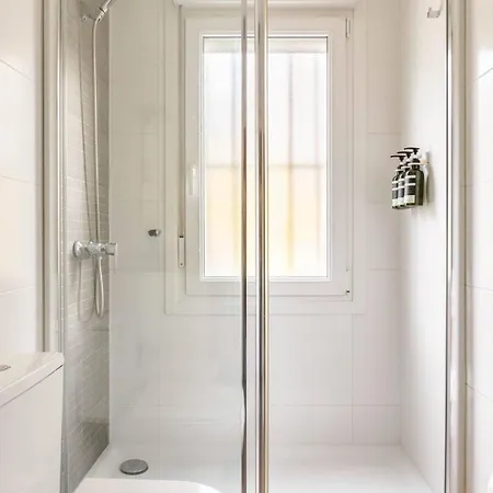 Апартаменты 10 Min Casco Viejo ! Terraza Propia *