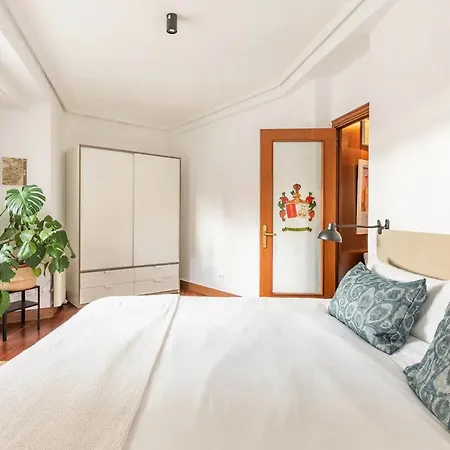 Daire 10 Min Casco Viejo ! Terraza Propia *